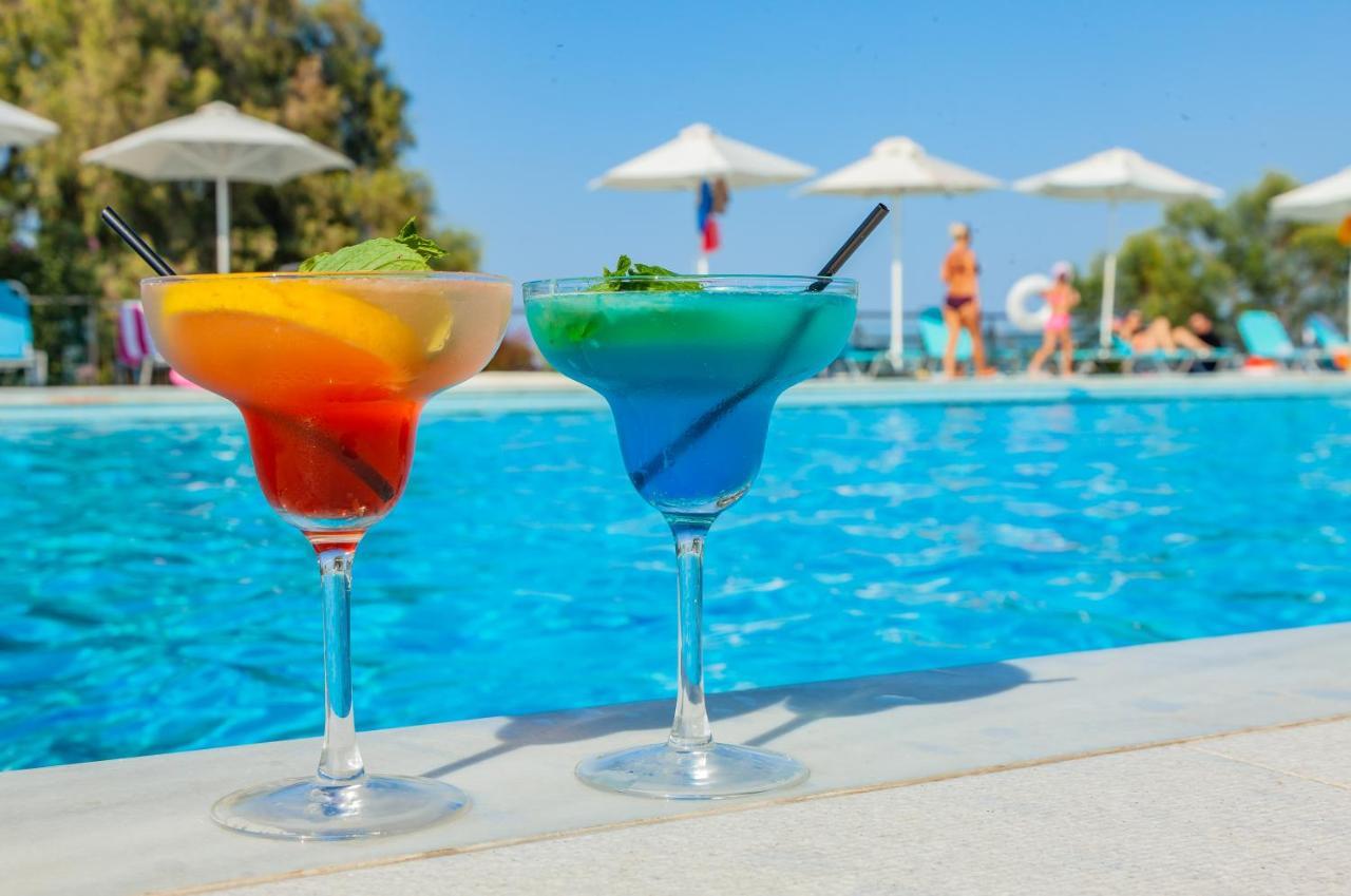 Calamos Beach Family Club Kálamos Buitenkant foto